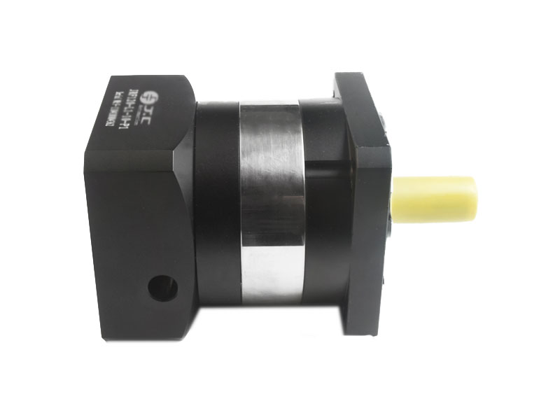 愛(ài)您自己更多一點(diǎn)，行星減速機(jī)使用壽命更長(zhǎng)一些